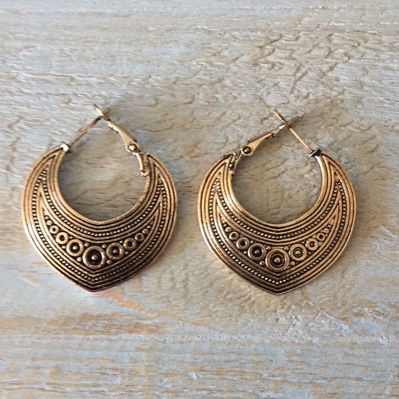 New Gold Boho Earrings - Picture 3 of 4